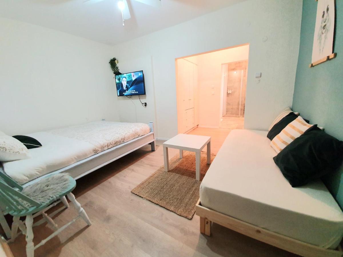 Sunshine Suite Boutique Only 5 Min Walk To The Beach - By Seaelo Ejlat Zewnętrze zdjęcie