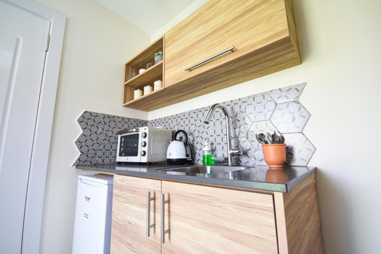 Sunshine Suite Boutique Only 5 Min Walk To The Beach - By Seaelo Ejlat Zewnętrze zdjęcie