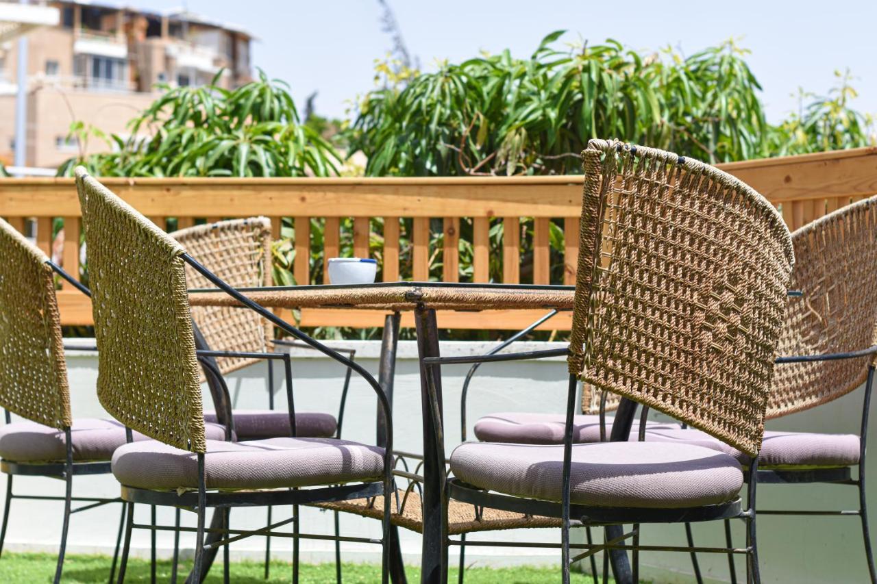 Sunshine Suite Boutique Only 5 Min Walk To The Beach - By Seaelo Ejlat Zewnętrze zdjęcie